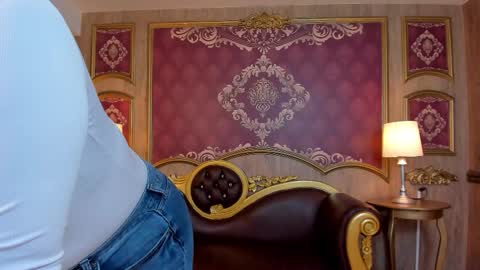 Helen or Hells online show from 13, 12, 2025