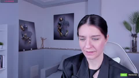 Helen online show from 5, 2, 2025
