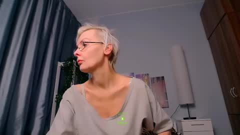 Helga online show from 12, 2, 2025