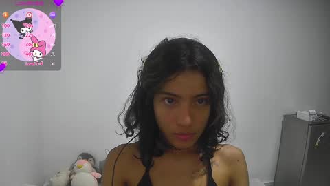 Helia Transfem and Amy online show from 12, 12, 2024