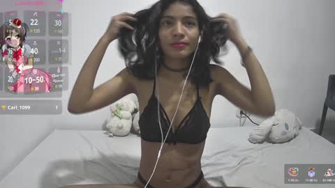 Helia Transfem and Amy online show from 16, 1, 2025