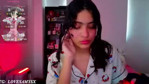 Helia Transfem and Amy online show from 17, 6, 2026