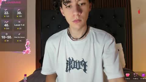 Snapshot of helios_obscuro chatting on 1, 10, 2025 helios_obscuro online show from 1, 10, 2025