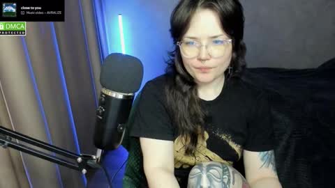 Red online show from 21, 11, 2025