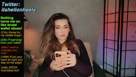 Snapshot of hell_on_heels_ chatting on 26, 2, 2025 - show loyalty and subscribe -  online show from 26, 2, 2025