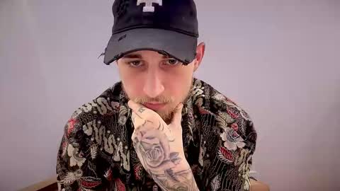 Snapshot of hellacozy chatting on 8, 3, 2026 hellacozy online show from 8, 3, 2026