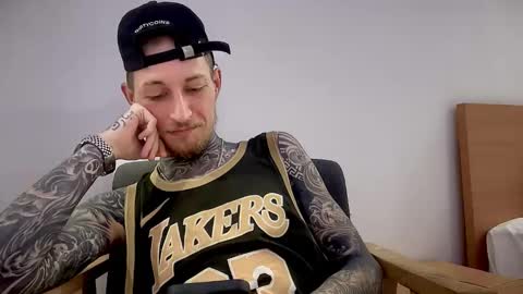 Snapshot of hellacozy chatting on 26, 3, 2026 hellacozy online show from 26, 3, 2026