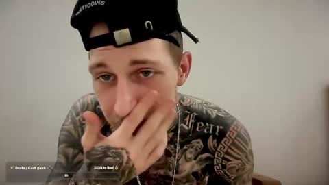 Snapshot of hellacozy chatting on 10, 4, 2026 hellacozy online show from 10, 4, 2026