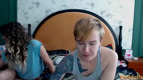 HellDollz  online show from 22, 10, 2025