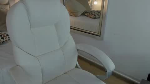 hellen_amazing online show from 1, 3, 2025
