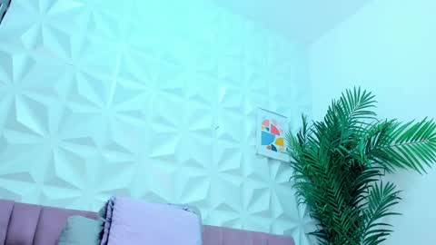 hellen     online show from 17, 1, 2025