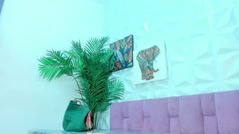 hellen     online show from 15, 6, 2026
