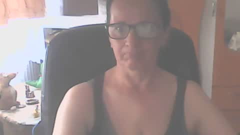 hellenmarie online show from 13, 6, 2026
