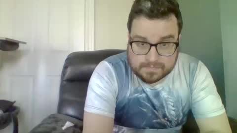 Snapshot of hellflow chatting on 27, 4, 2026 hellflow online show from 27, 4, 2026
