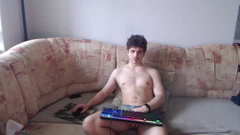 Snapshot of hellish_sugar chatting on 29, 1, 2025 Remy online show from 29, 1, 2025