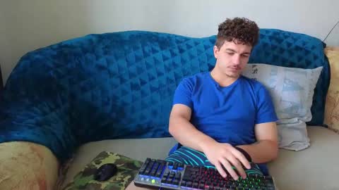 Snapshot of hellish_sugar chatting on 27, 9, 2025 Remy online show from 27, 9, 2025