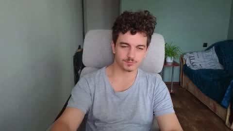 Snapshot of hellish_sugar chatting on 17, 10, 2025 Remy online show from 17, 10, 2025