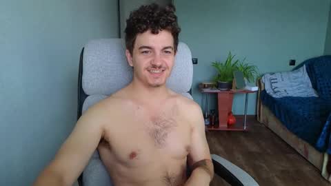 Snapshot of hellish_sugar chatting on 19, 10, 2025 Remy online show from 19, 10, 2025