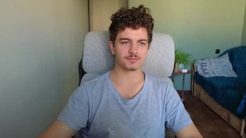 Snapshot of hellish_sugar chatting on 23, 10, 2025 Remy online show from 23, 10, 2025