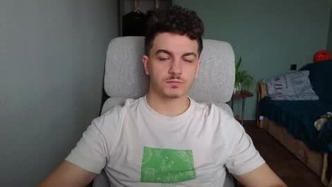 Snapshot of hellish_sugar chatting on 1, 12, 2025 Remy online show from 1, 12, 2025