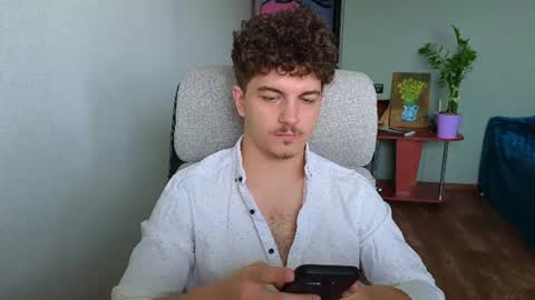 Snapshot of hellish_sugar chatting on 22, 6, 2026 Remy online show from 22, 6, 2026