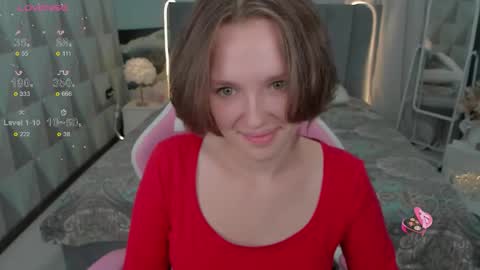 Snapshot of hello_helena chatting on 11, 9, 2025 Helene online show from 11, 9, 2025