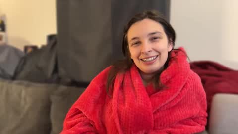 Katie 3 online show from 16, 4, 2026
