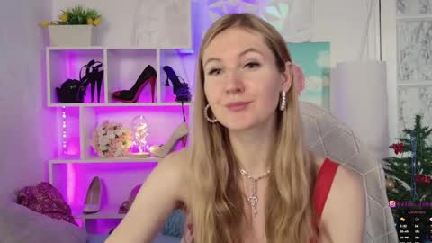Snapshot of hello_lisha chatting on 3, 1, 2025 Alisia Monday to Friday from 10 am to 4 pm GMT 2 online show from 3, 1, 2025