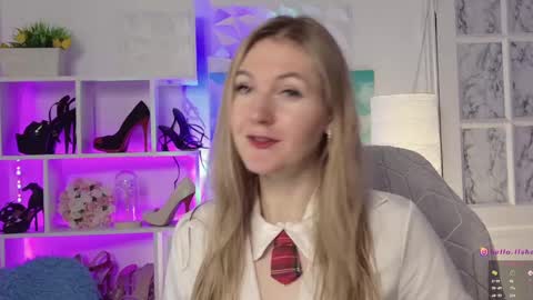 Snapshot of hello_lisha chatting on 16, 1, 2025 Alisia Monday to Friday from 10 am to 4 pm GMT 2 online show from 16, 1, 2025