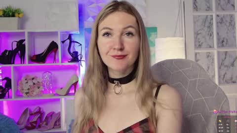 Snapshot of hello_lisha chatting on 17, 1, 2025 Alisia Monday to Friday from 10 am to 4 pm GMT 2 online show from 17, 1, 2025