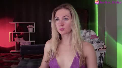 Snapshot of hello_lisha chatting on 8, 10, 2025 Alisia  Monday to Friday from 10 am to 4 pm GMT 2 online show from 8, 10, 2025