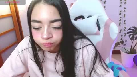 hellokitty_valery1 online show from 22, 6, 2026
