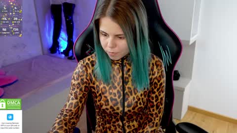 Snapshot of hellokittyalice chatting on 5, 2, 2025 Alice online show from 5, 2, 2025