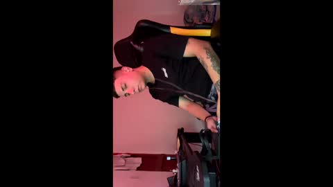 Snapshot of hellstar_team chatting on 22, 12, 2025 Star and Andy online show from 22, 12, 2025