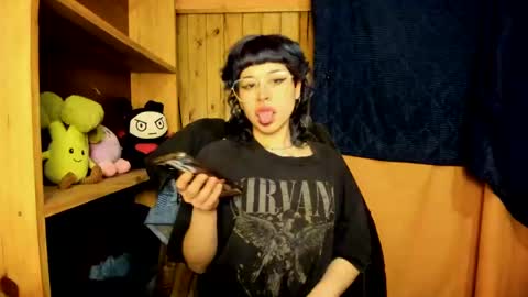 helokitkat online show from 21, 10, 2025