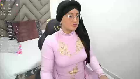 Snapshot of heluejamil chatting on 25, 9, 2025 Zahira online show from 25, 9, 2025