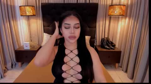 Snapshot of hennessygoddess69 chatting on 15, 10, 2025 HENNESSY online show from 15, 10, 2025