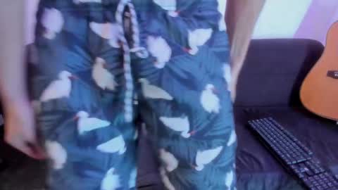 Snapshot of henrik_senn chatting on 14, 3, 2026 henrik_senn online show from 14, 3, 2026