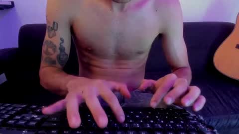 Snapshot of henrik_senn chatting on 12, 4, 2026 henrik_senn online show from 12, 4, 2026