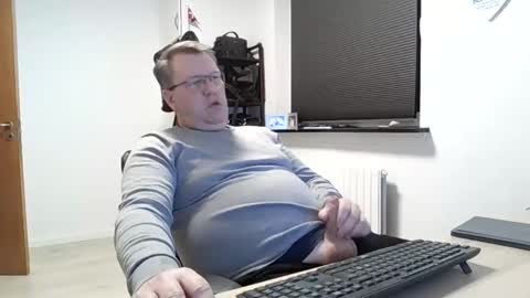 Snapshot of henrikrp1971 chatting on 12, 2, 2025 henrikrp1971 online show from 12, 2, 2025