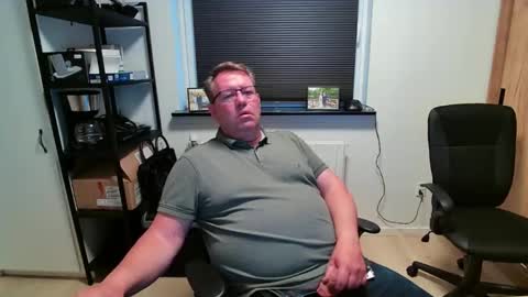 henrikrp1971 online show from 3, 5, 2026
