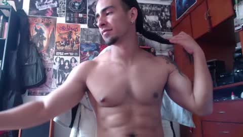Snapshot of henry_barbarian_ chatting on 6, 1, 2025 Henry Barbarian online show from 6, 1, 2025