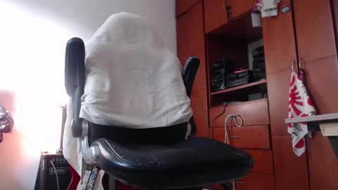 Snapshot of henry_barbarian_ chatting on 12, 2, 2025 Henry Barbarian online show from 12, 2, 2025