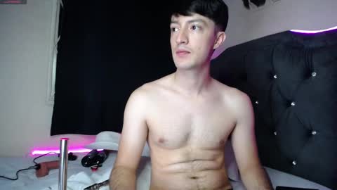 Snapshot of henry_diaz chatting on 25, 10, 2025 Henry online show from 25, 10, 2025