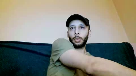 Snapshot of henryaxe chatting on 25, 2, 2025 HenryAxe online show from 25, 2, 2025