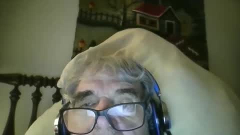 henrybond1979 online show from 12, 5, 2026
