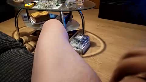 Snapshot of henrybones2021 chatting on 13, 10, 2025 Henrybones online show from 13, 10, 2025