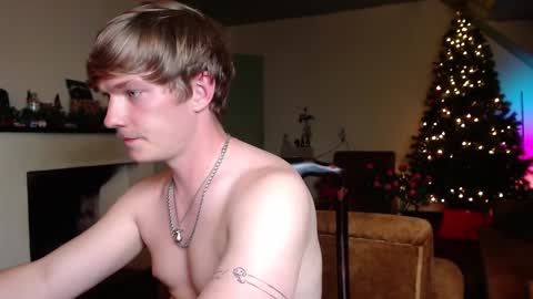 Snapshot of hercules__ chatting on 28, 12, 2024 Gregblonde  Alextattoo online show from 28, 12, 2024