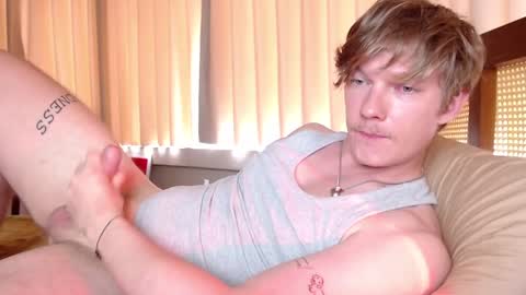 Snapshot of hercules__ chatting on 3, 1, 2025 Gregblonde  Alextattoo online show from 3, 1, 2025