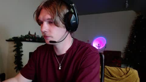 Snapshot of hercules__ chatting on 27, 1, 2025 Gregblonde  Alextattoo online show from 27, 1, 2025